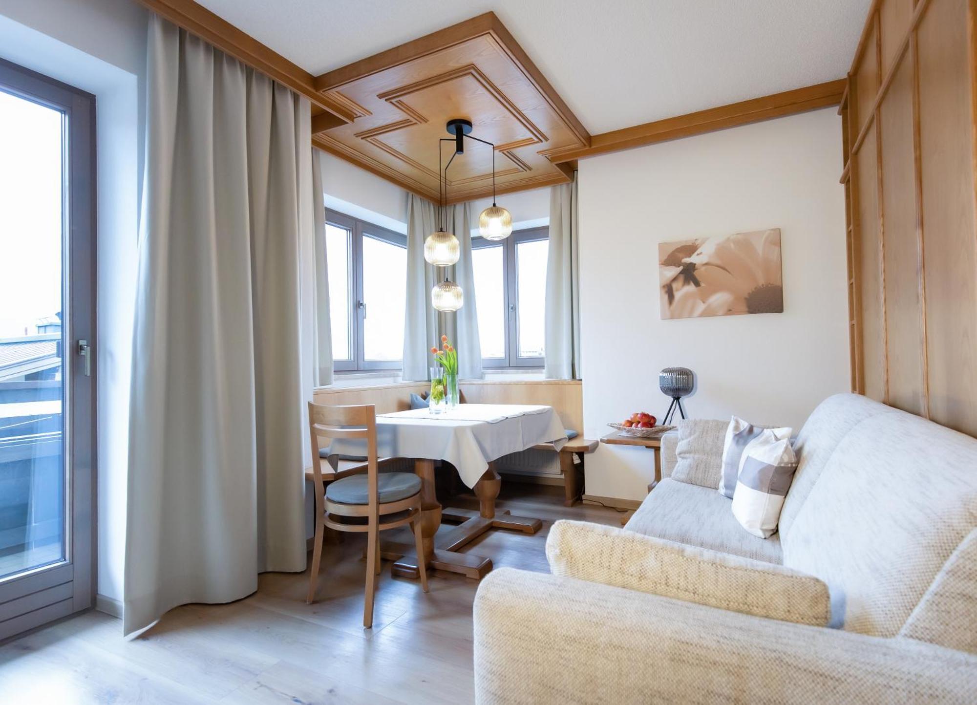 Haus Alpin Apartment เอลล์เมา ภายนอก รูปภาพ