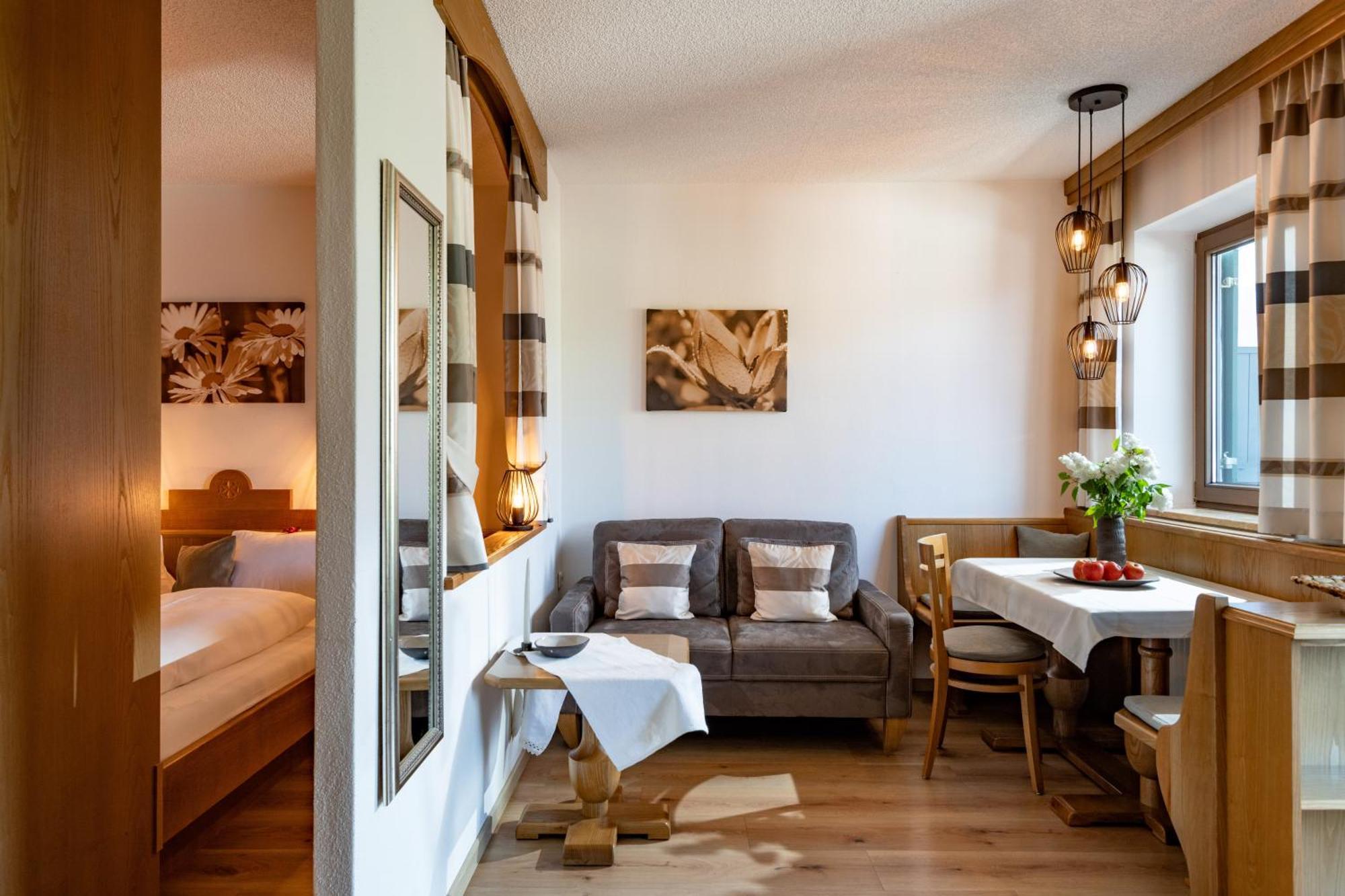 Haus Alpin Apartment เอลล์เมา ภายนอก รูปภาพ